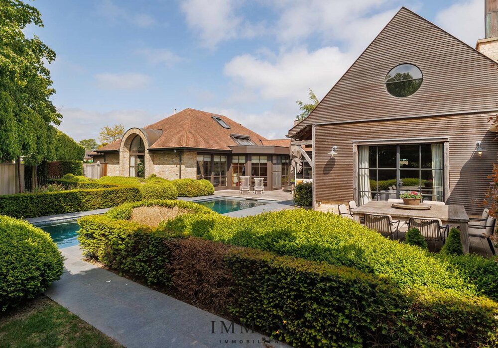 Villa unique avec piscine dans un endroit calme | Oudenburg 