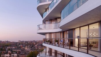 Beaux appartements élégants avec vue sur l'arrière-pays 