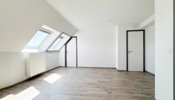 Recent & lichtrijk duplex-appartement met ruime terrassen