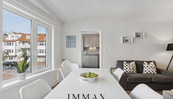 Lichtrijk, instapklaar appartement nabij de Lippenslaan 