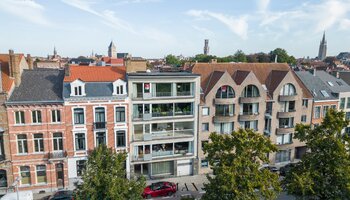 Luxueus afgewerkt appartement met mooi uitzicht 