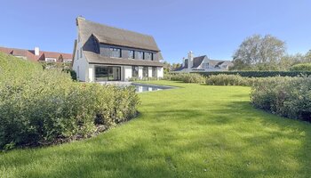 Villa individuelle avec piscine 