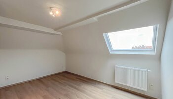 Uitstekend gerenoveerd duplex appartement met 3 slaapkamers