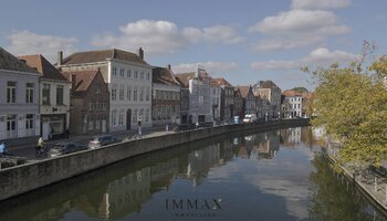 Mooi gelegen woning aan de Langerei met stadskoer 