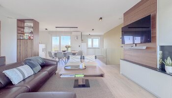 Bel appartement en duplex avec vues et terrasses spacieuses