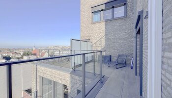 Bel appartement en duplex avec vues et terrasses spacieuses