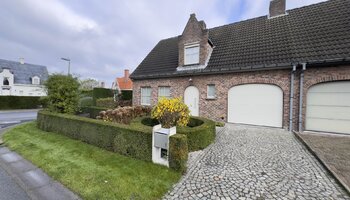 Maison unifamiliale jumelée située au calme