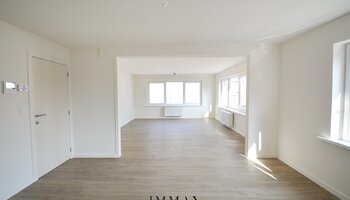 Recent vernieuwd duplex appartement