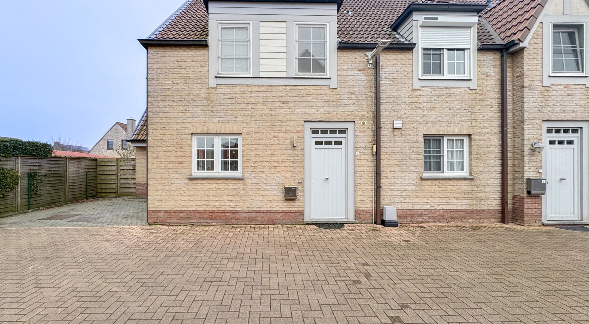 Prachtig gerenoveerde woning met 3 slaapkamers en tuin